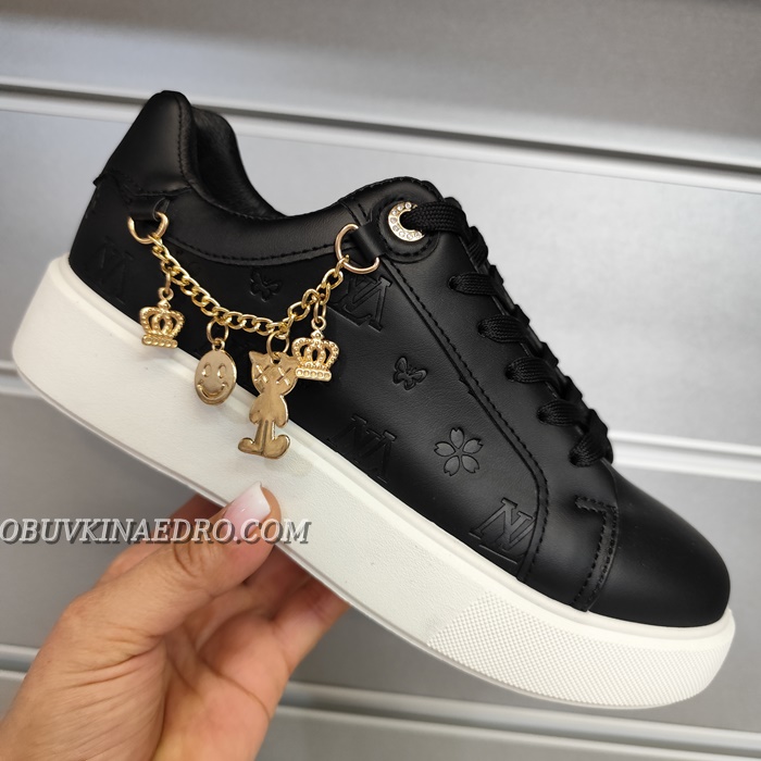 дамски кецове