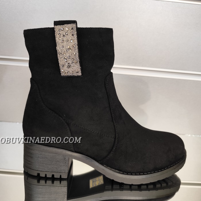 ДАМСКИ БОТИ