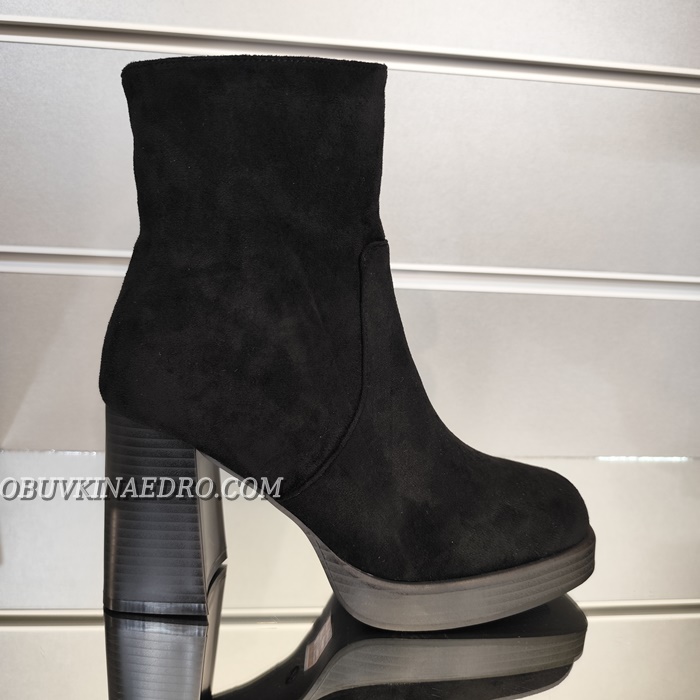 ДАМСКИ БОТИ