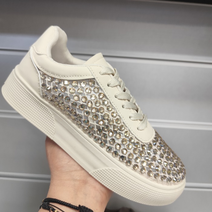 ДАМСКИ КЕЦОВЕ