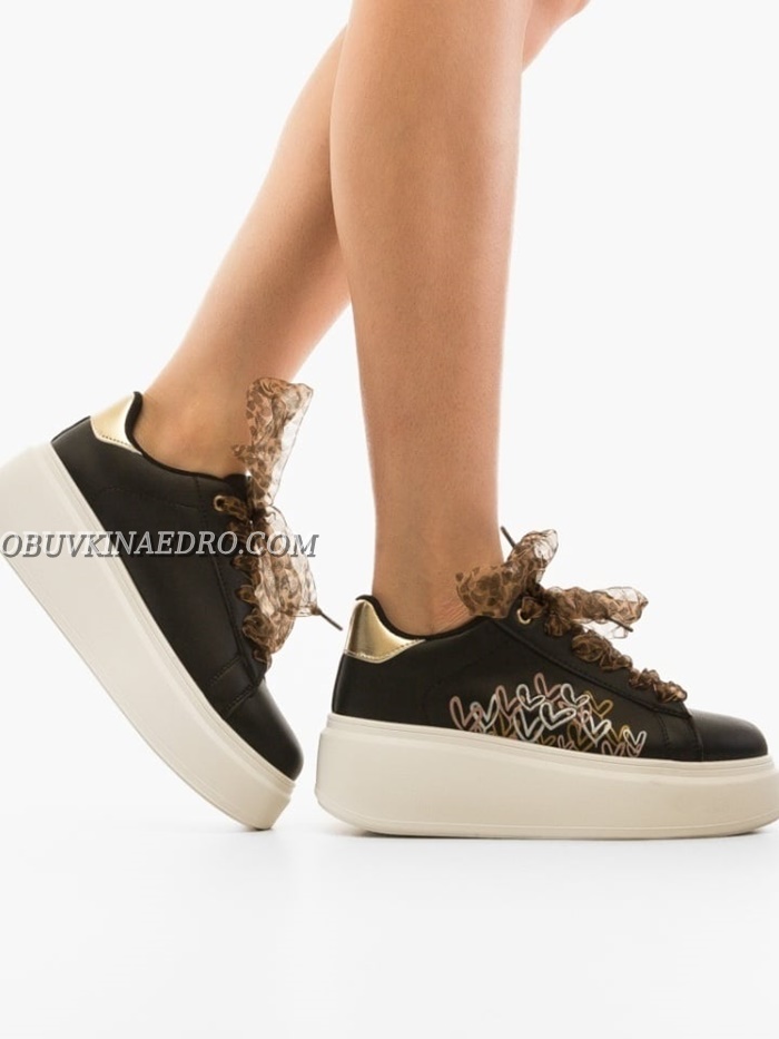 дамски кецове