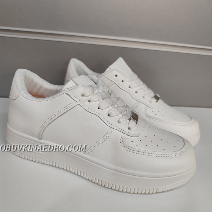 ДАМСКИ КЕЦОВЕ 