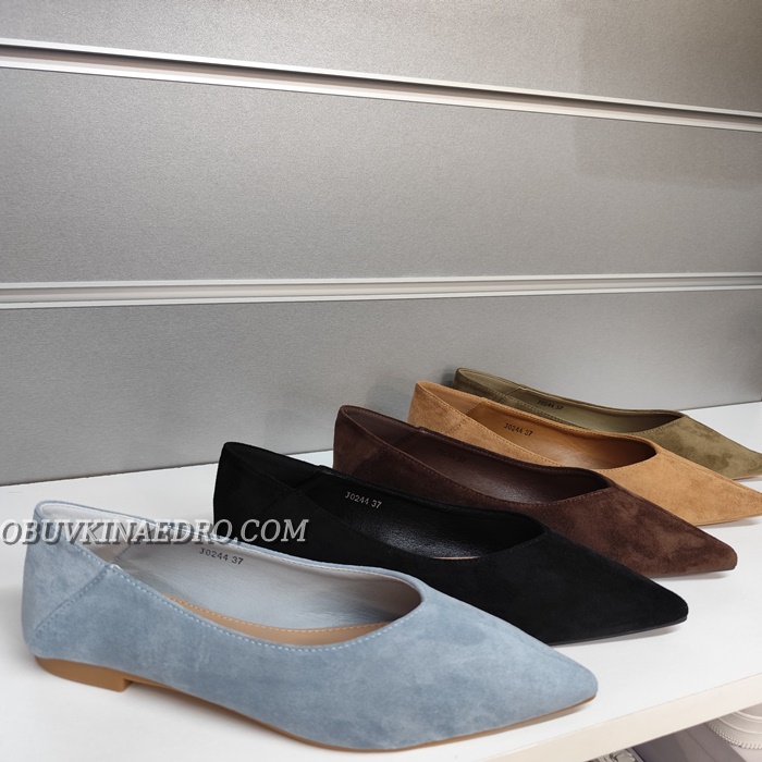 ДАМСКИ ОБУВКИ