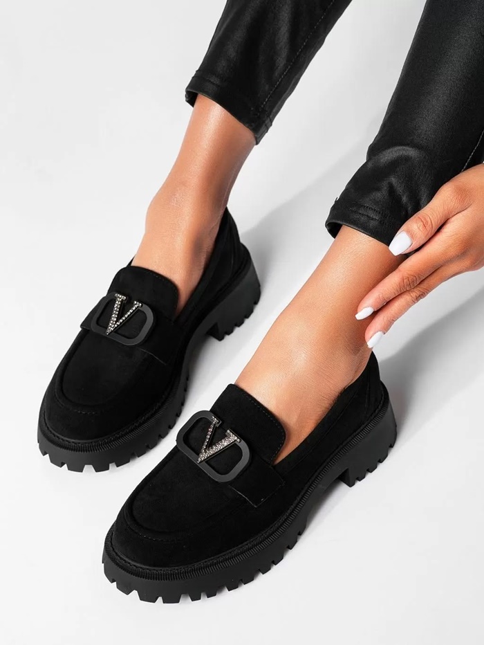 ДАМСКИ ОБУВКИ 