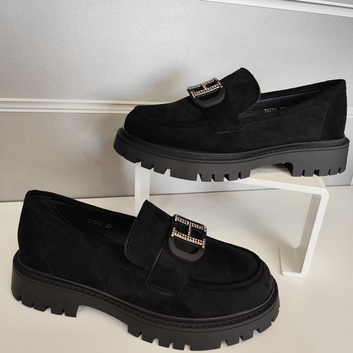 ДАМСКИ ОБУВКИ