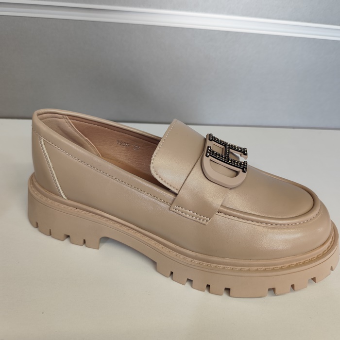 ДАМСКИ ОБУВКИ 