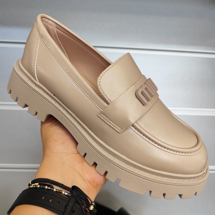 ДАМСКИ ОБУВКИ