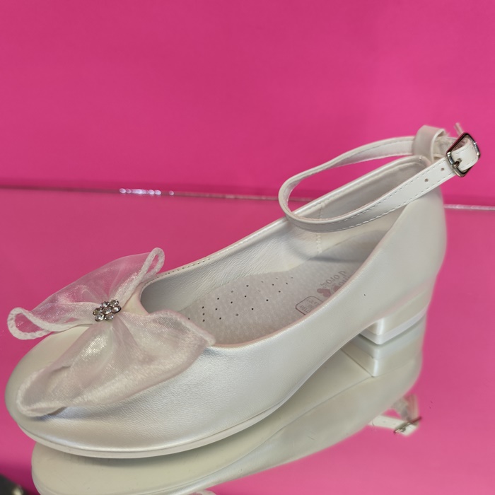 ДЕТСКИ ОБУВКИ