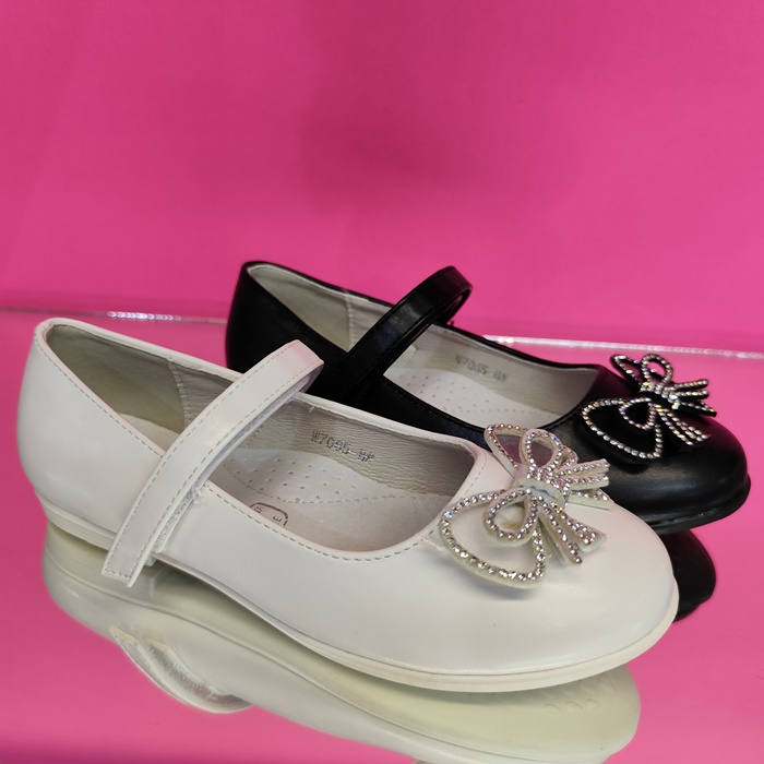 ДЕТСКИ ОБУВКИ