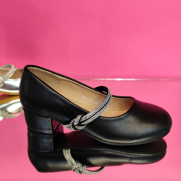 ДЕТСКИ ОБУВКИ