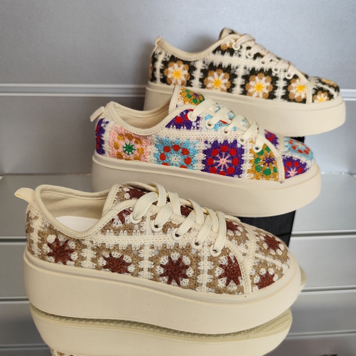 ДАМСКИ КЕЦОВЕ