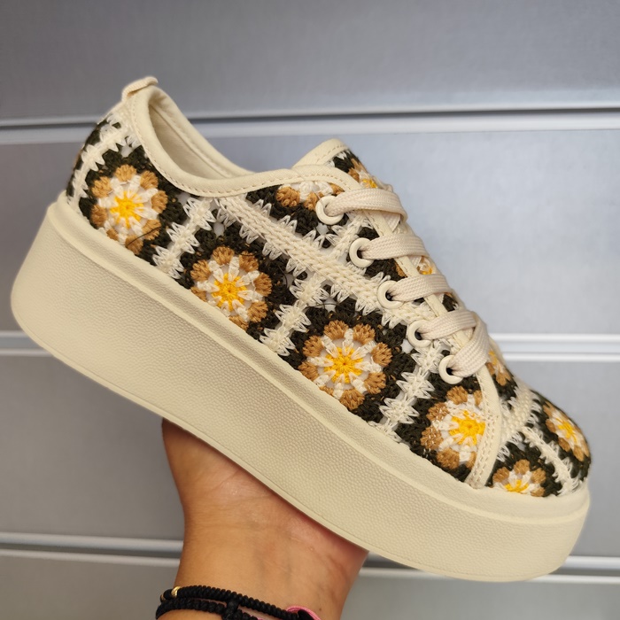 ДАМСКИ КЕЦОВЕ