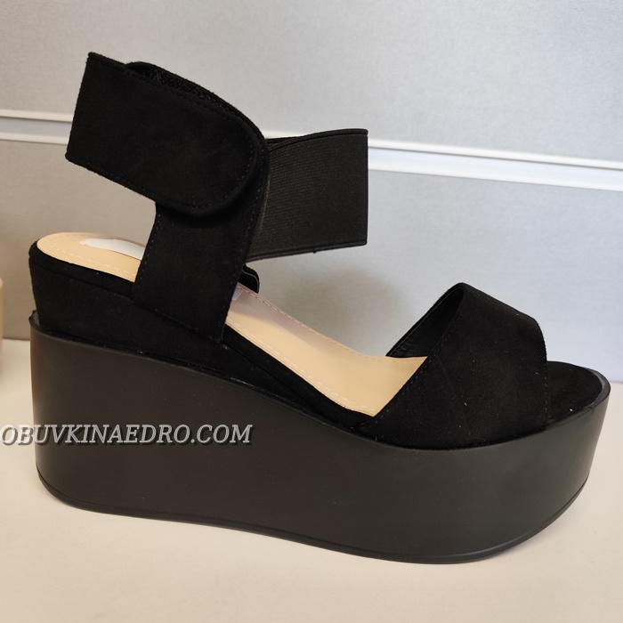 ДАМСКИ САНДАЛИ