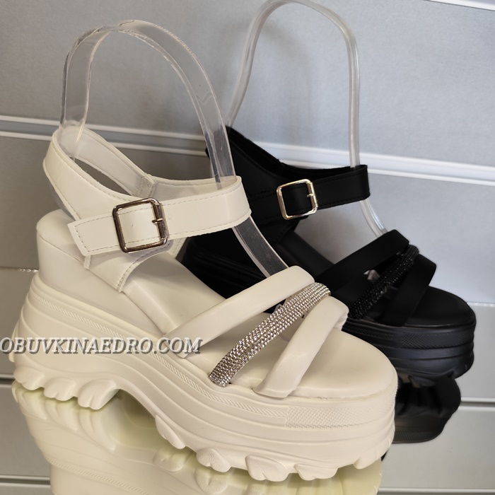 ДАМСКИ САНДАЛИ