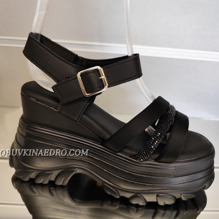 ДАМСКИ САНДАЛИ