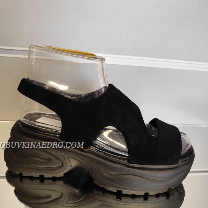 ДАМСКИ САНДАЛИ