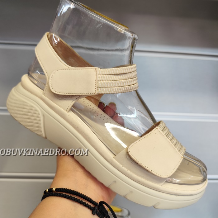 ДАМСКИ САНДАЛИ