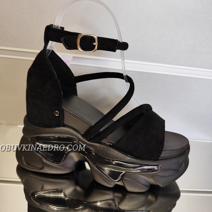 ДАМСКИ САНДАЛИ