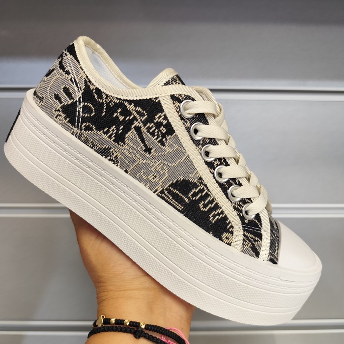 дамски кецове