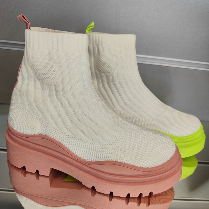 ДАМСКИ КЕЦОВЕ