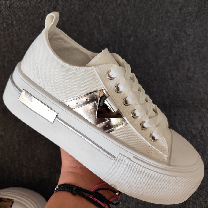 ДАМСКИ КЕЦОВЕ