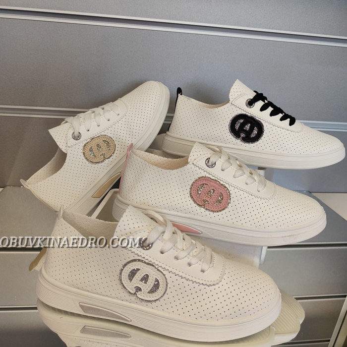 дамски спортни обувки