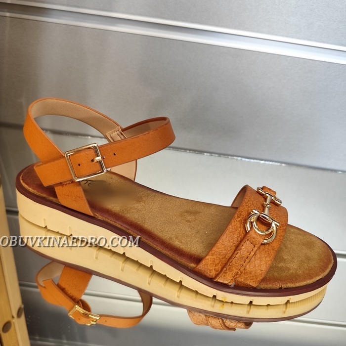 ДАМСКИ САНДАЛИ