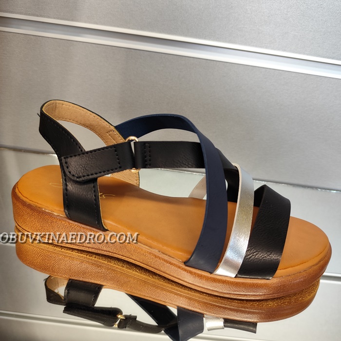 ДАМСКИ САНДАЛИ