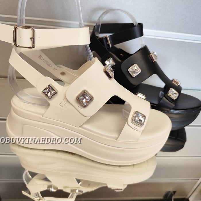 ДАМСКИ САНДАЛИ