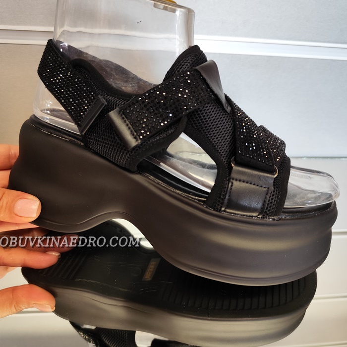 ДАМСКИ САНДАЛИ