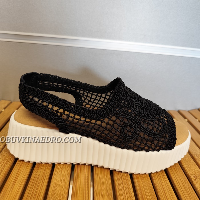 ДАМСКИ САНДАЛИ