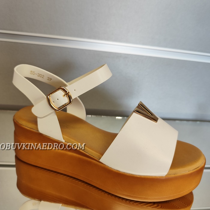 ДАМСКИ САНДАЛИ