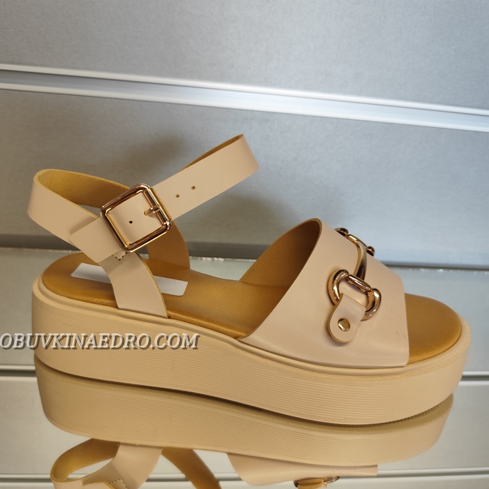 ДАМСКИ САНДАЛИ