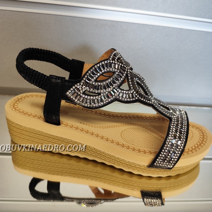 ДАМСКИ САНДАЛИ