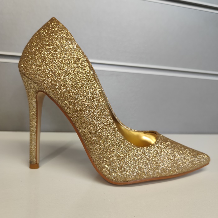 ДАМСКИ ОБУВКИ 