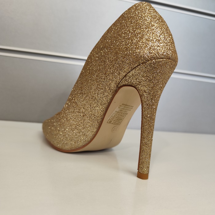 ДАМСКИ ОБУВКИ 