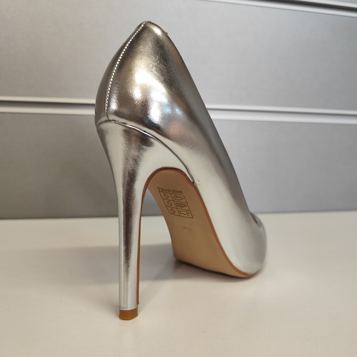 ДАМСКИ ОБУВКИ 