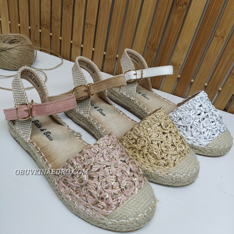 детски сандали 