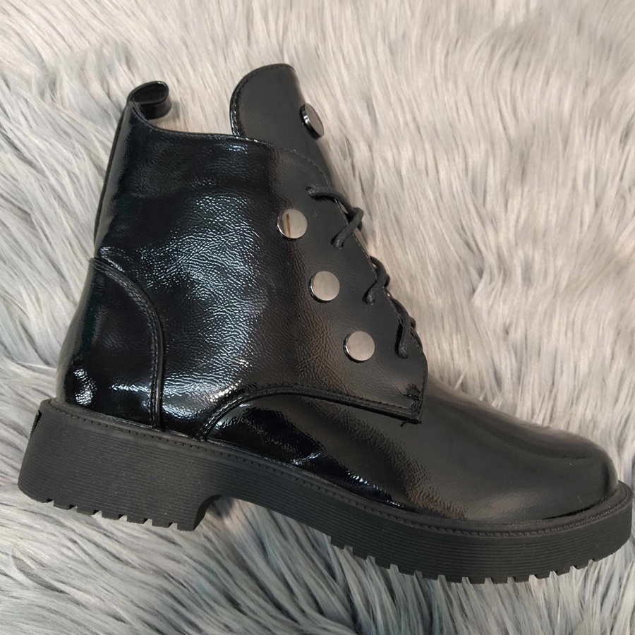 ДАМСКИ БОТИ 