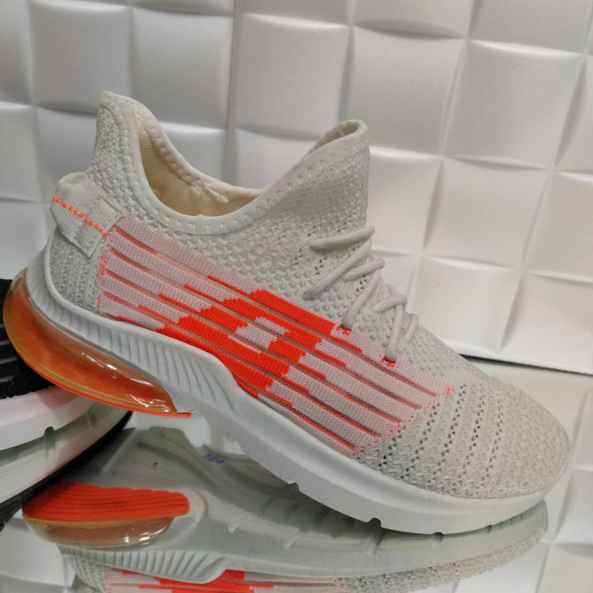 Дамски маратонки