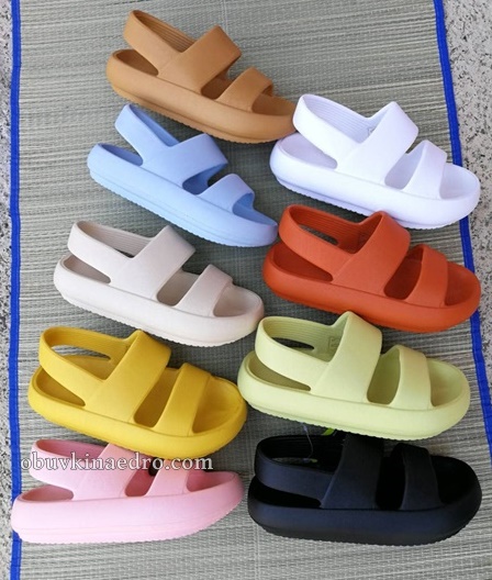 ДАМСКИ САНДАЛ