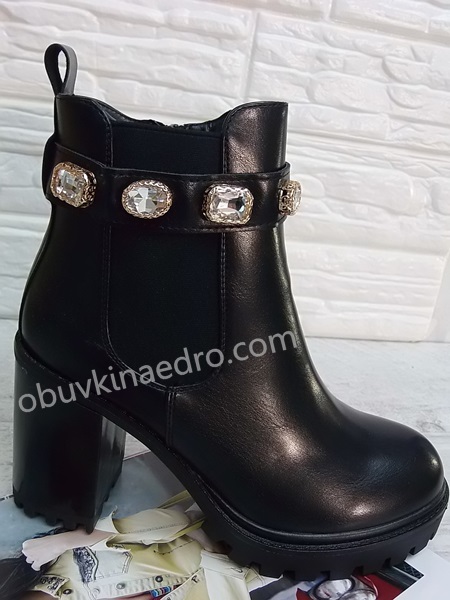 дамски боти